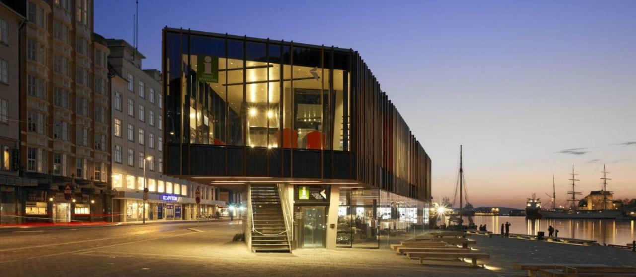 Central Location In The Heart Of Historic Bergen Zewnętrze zdjęcie